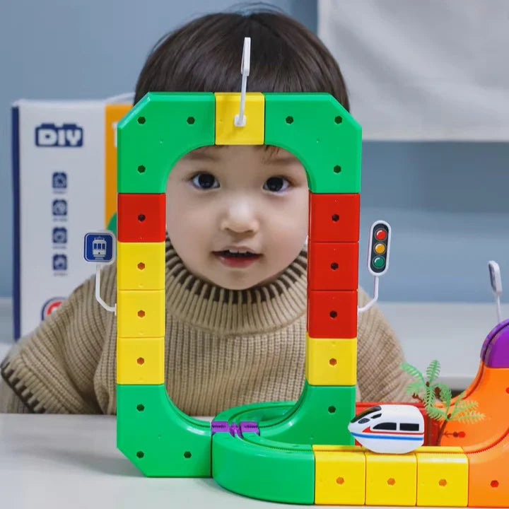 RailGrid™ Builder Set - Magnetic Electric Railway Builder